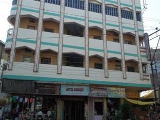 Hotel Sandeep Varanasi Ngoại thất bức ảnh